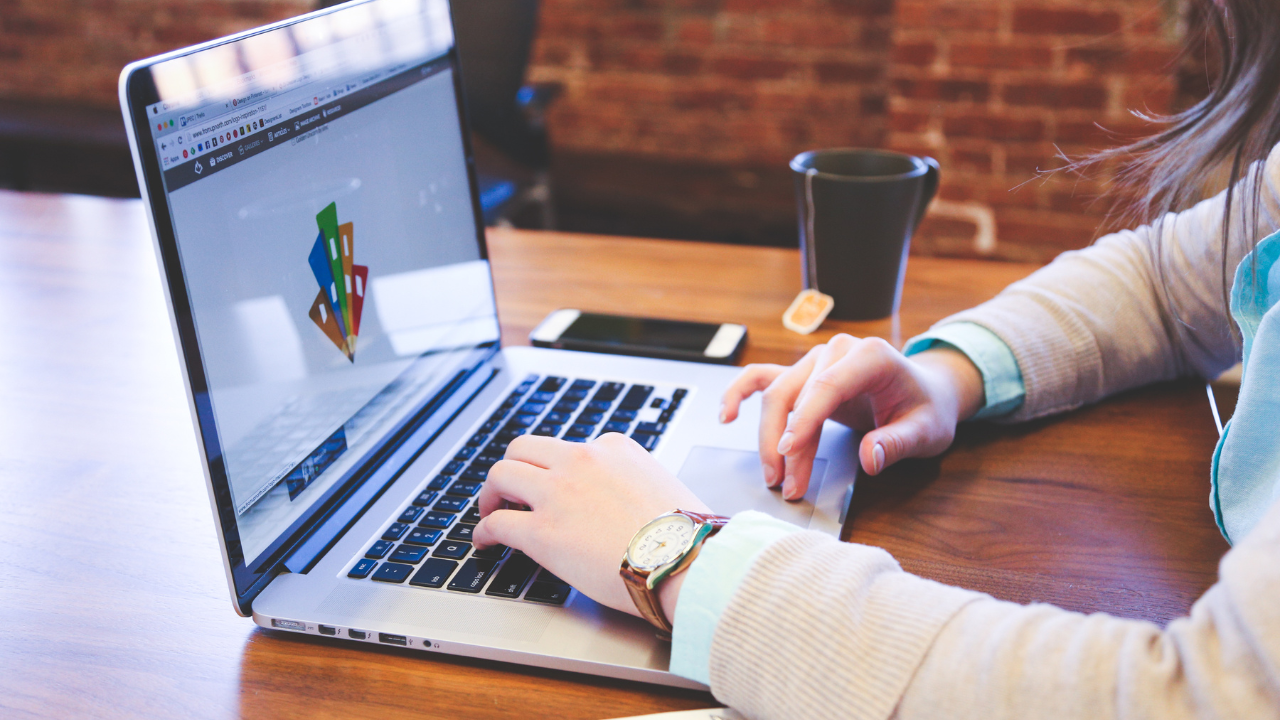 How to Choose the Best WordPress Theme? 1 logo | How to Choose the Best WordPress Theme?